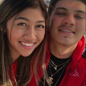 Meet your Posher, Elisa